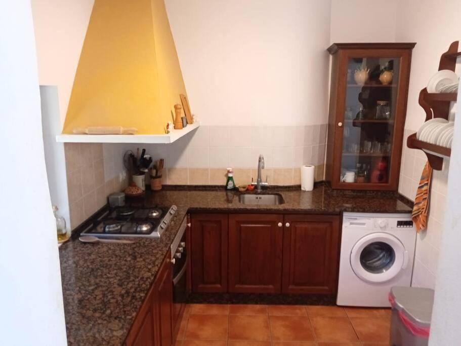 Casa En El Valle De Guainosaltos Адра Екстериор снимка