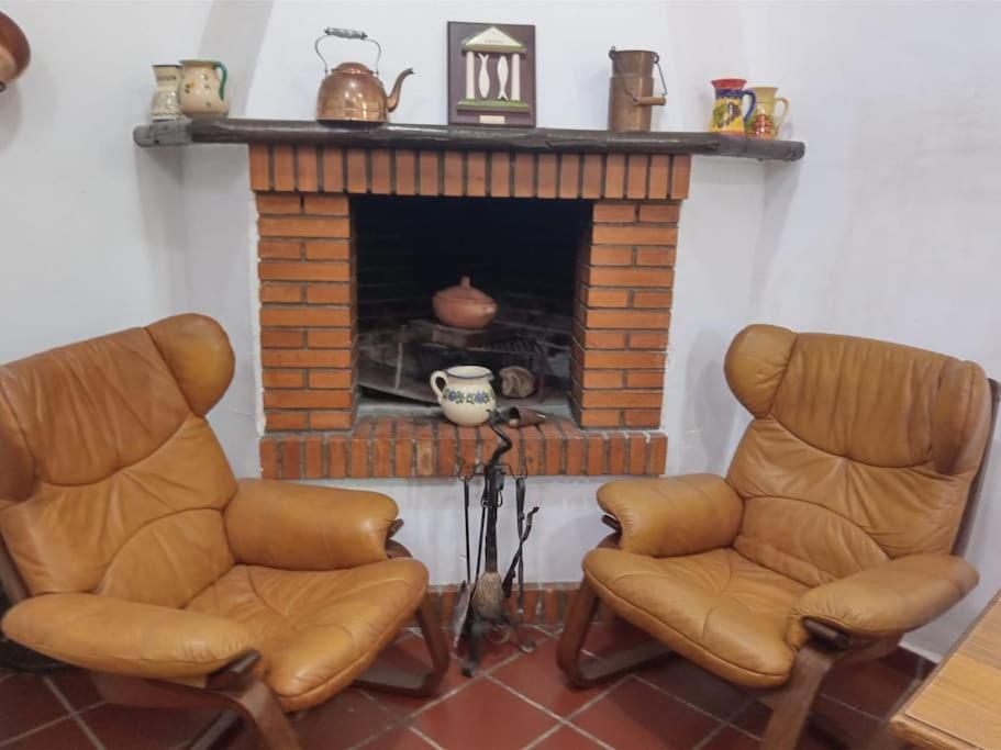 Casa En El Valle De Guainosaltos Адра Екстериор снимка