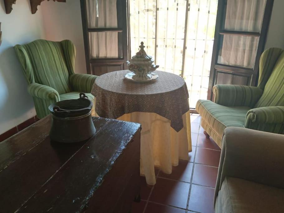 Casa En El Valle De Guainosaltos Адра Екстериор снимка